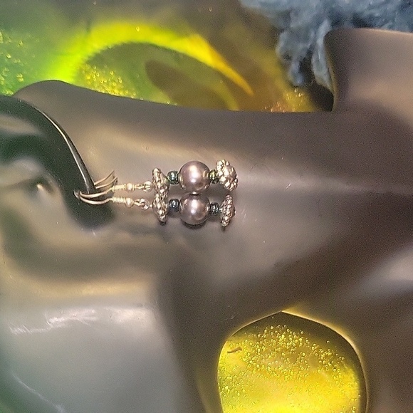 New Handmade Silver & Black Iridescent Bead Drop Earrings - Picture 3 of 7